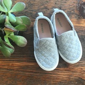 Little Girl Slip Ons 🖤